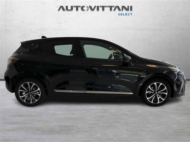 RENAULT Clio V 2023 00985365_VO38023207