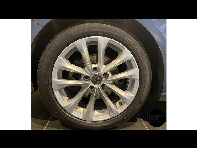 RENAULT Megane 00006253_VO38033579