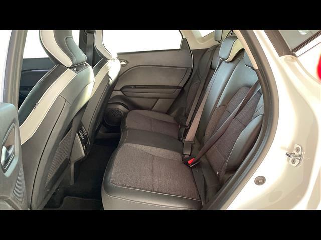 RENAULT Captur 00421289_VO38023217