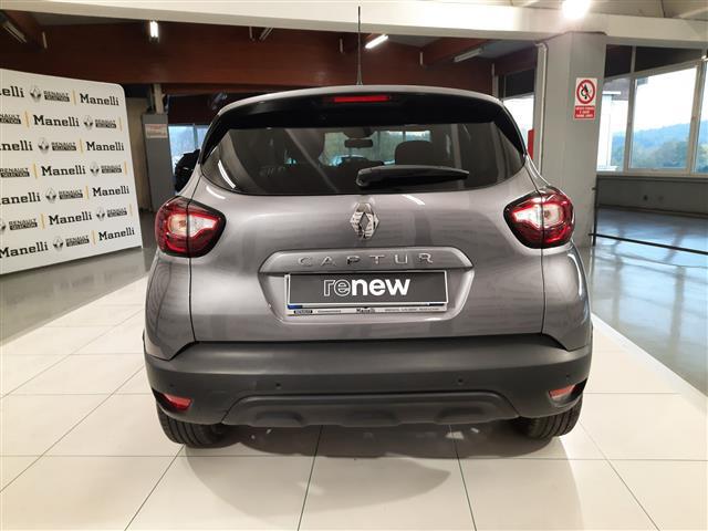 RENAULT Captur 00013020_VO38013022