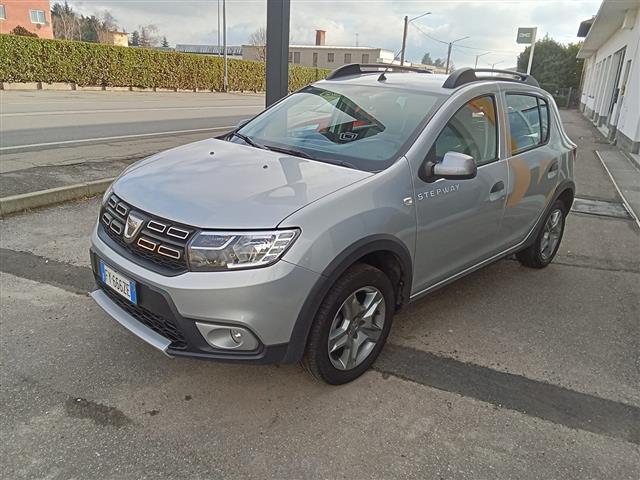 DACIA Sandero  Stepway 00025718_VO38013404