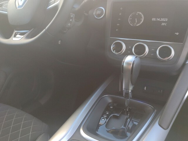 Inside Kadjar  Rojo Deseo