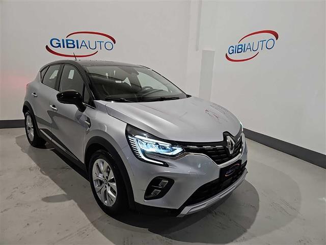 RENAULT Captur 02416142_VO38013170