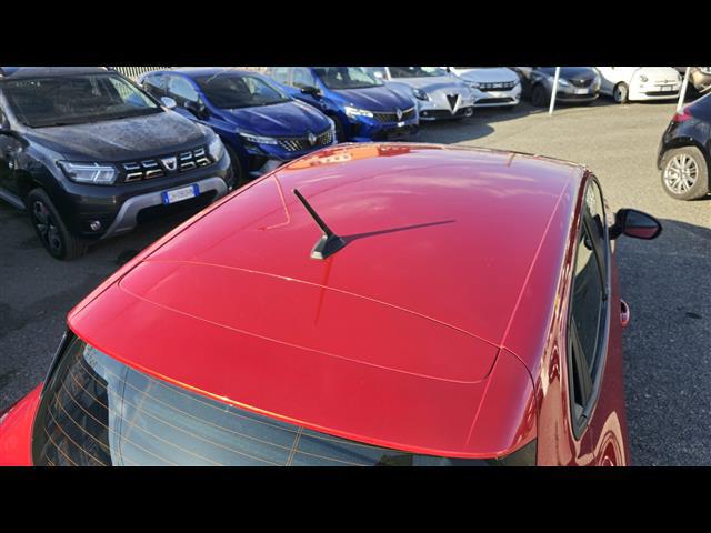 RENAULT Clio V 2019 00024752_VO38013404