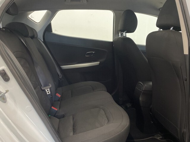 Inside Cee'd Diesel  Cassa White