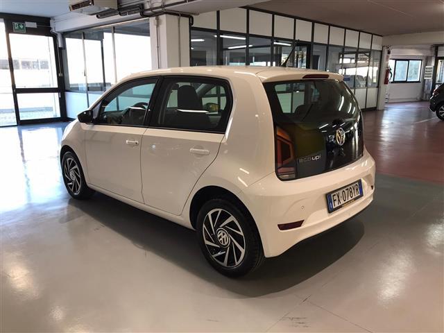 VOLKSWAGEN up  5p 2017 10024029_VO38013447
