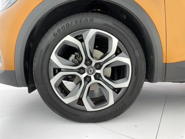 Outside Captur Diesel  Naranja Atakama con 