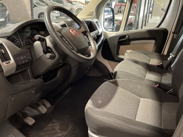 Inside Ducato Furgón Diesel  Blanco