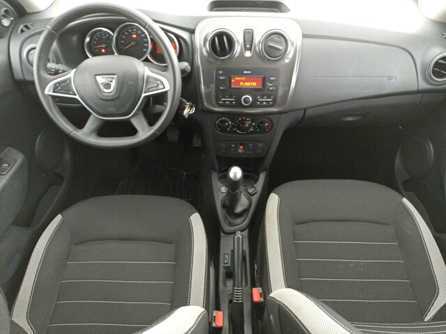 Inside Sandero  BLANCO MARFIL
