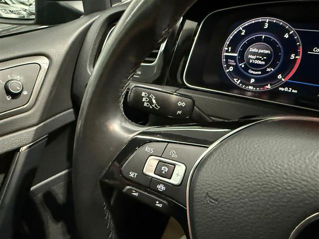 VOLKSWAGEN Golf VII 2017 5p 00016188_VO38023184