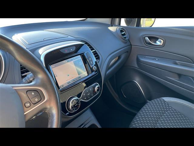 RENAULT Captur I 2017 00929537_VO38013174