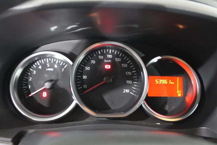 Inside Lodgy Diesel  BLANCO