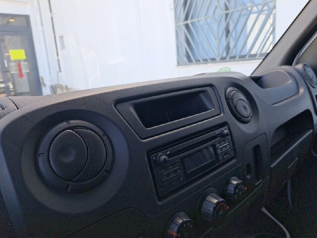 Inside Master Furgón Diesel  BLANCO