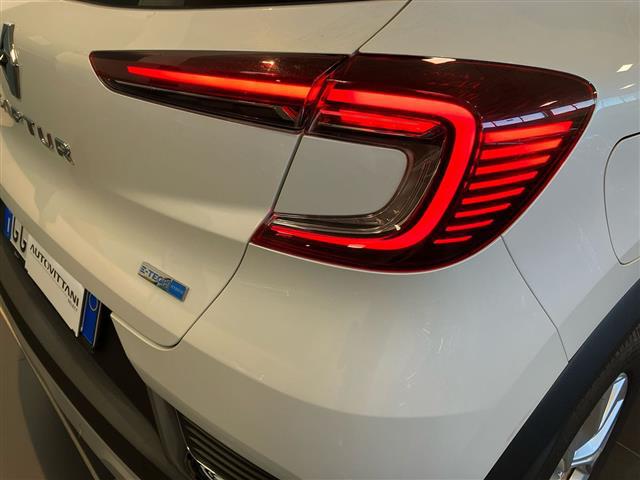 RENAULT Captur 00984792_VO38023207