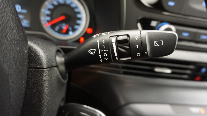 Inside i20  Polar White