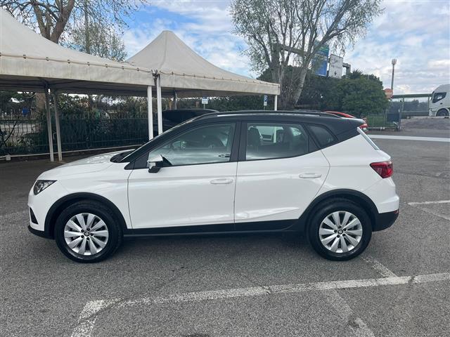 SEAT Arona 2017 02641207_VO38043366