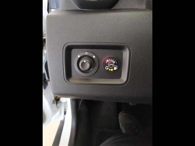 DACIA Duster II 2018 00008186_VO38013330