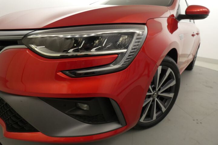 Inside Mégane Sport Tourer Diesel  Rojo Deseo