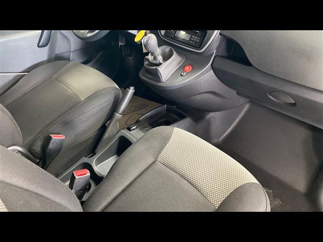 RENAULT Kangoo 00335653_VO38013550