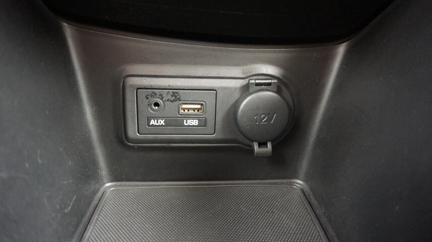Inside ix20 Diesel  Polar White