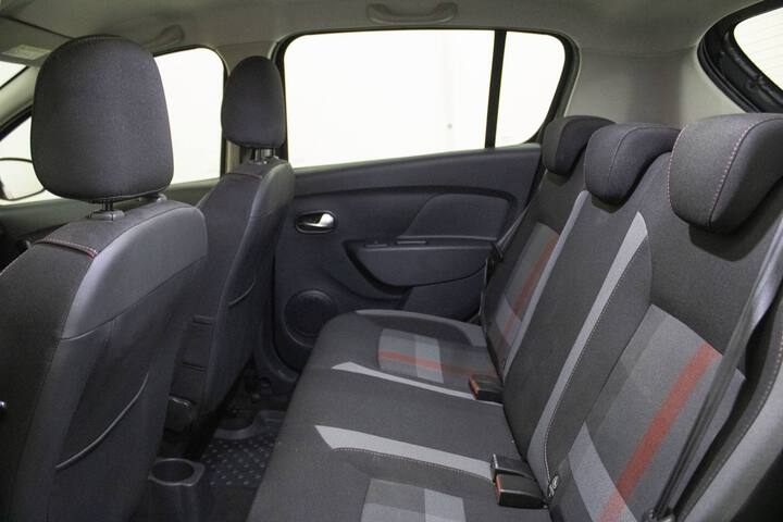 Inside Sandero  Gris Higland
