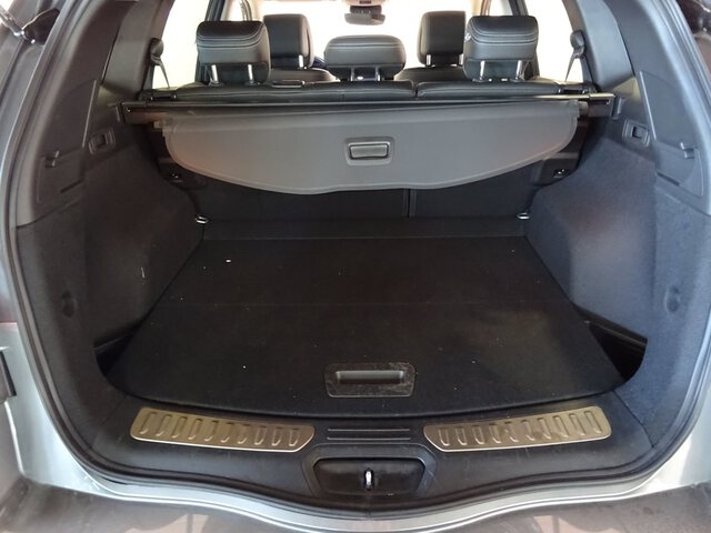 Inside Koleos Diesel  Gris Tornado