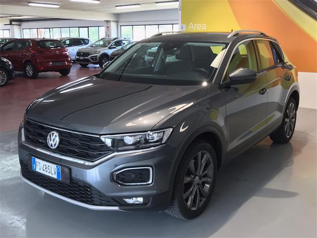 VOLKSWAGEN T Roc 2017 10031532_VO38013447
