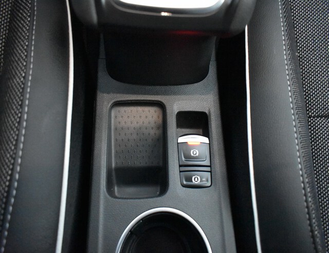 Inside Captur  NEGRO