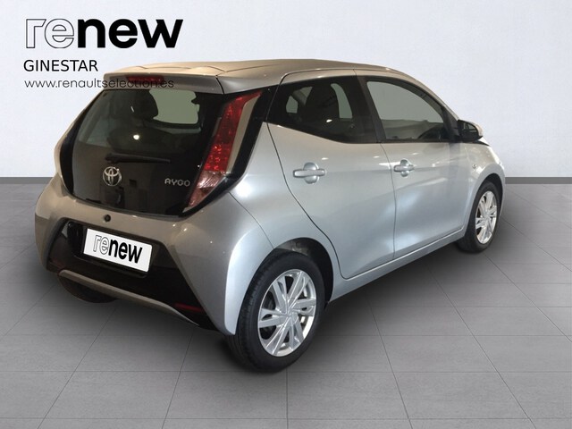 Outside Aygo  GRIS PLATINO