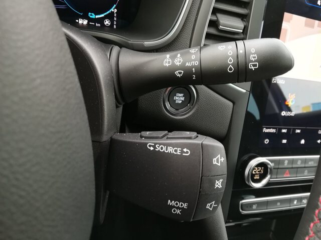 Inside Mégane Sport Tourer Híbrido Enchufable  Azul Rayo