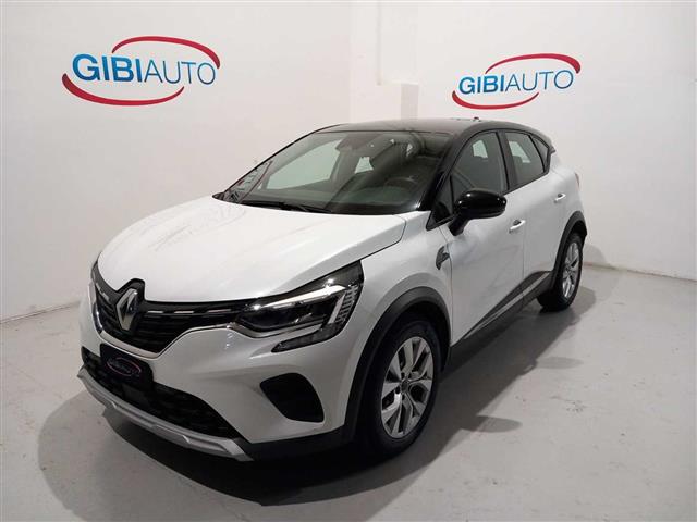 RENAULT Captur 02416075_VO38013170