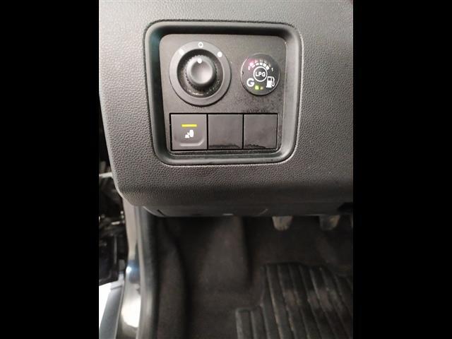 DACIA Duster II 2018 00008192_VO38013330