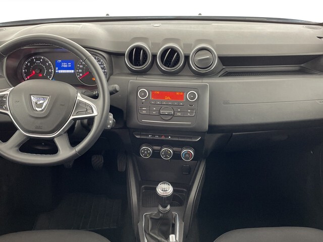 Inside Duster  Gris Higland