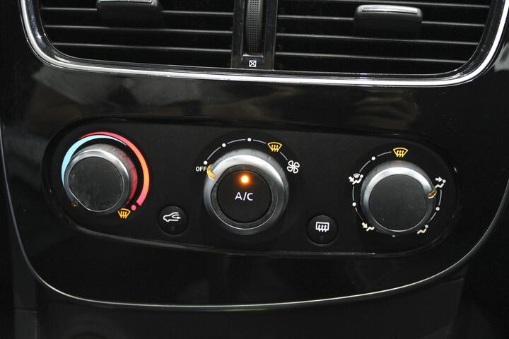 Inside Clio  Gris Platino