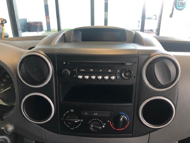 Inside Berlingo Furgón Diesel  Blanco Banquise
