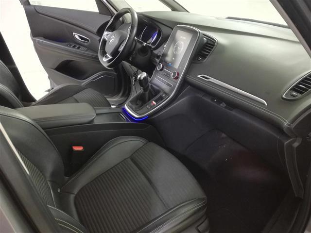 RENAULT Scenic 05123190_VO38013138