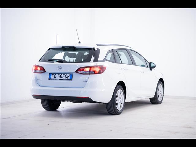 OPEL Astra Sports Tourer 40001998_VO38053400