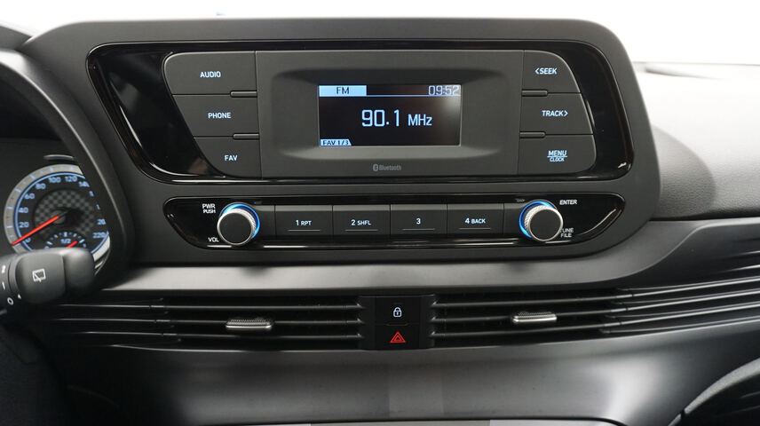Inside i20  Blanco