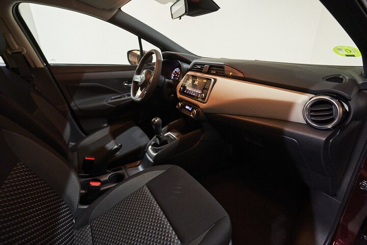 Inside Micra  Passion Red
