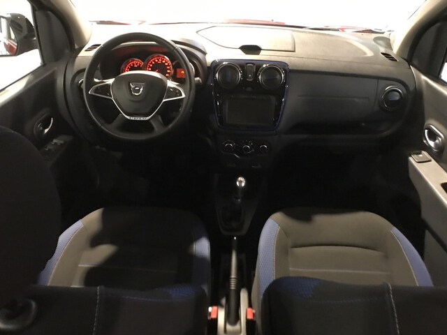 Inside Lodgy Diesel  Rojo