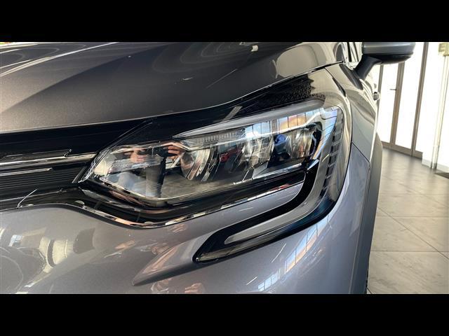 RENAULT Captur II 2019 00426836_VO38023217