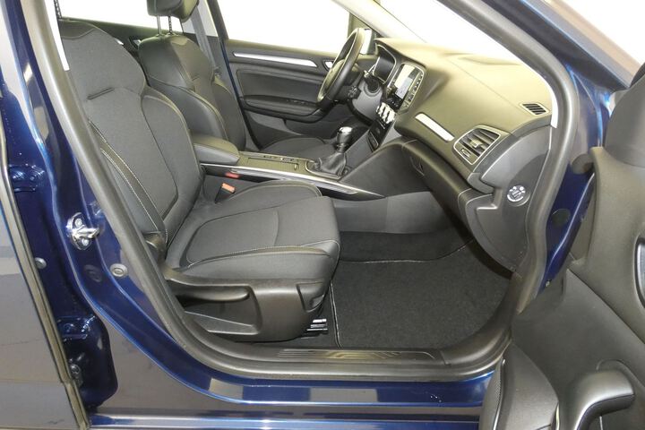 Inside Mégane Sport Tourer Diesel  Azul Cosmos