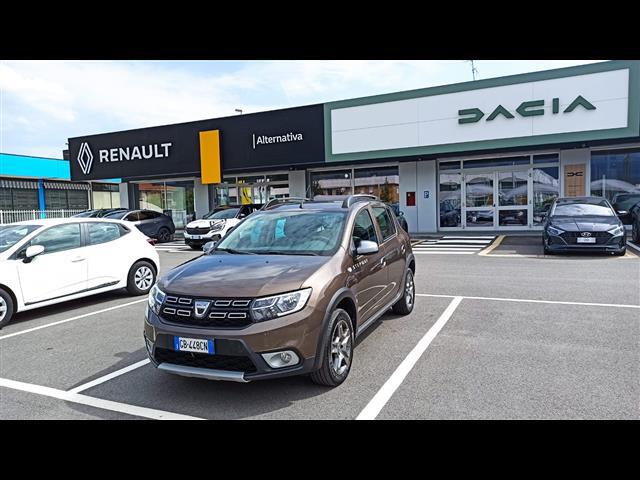 DACIA Sandero 00024006_VO38013404