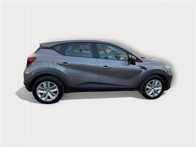 RENAULT Captur 06195002_VO38013080