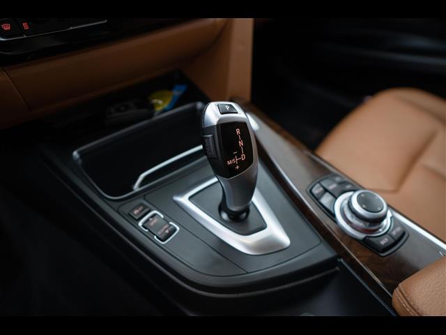 BMW Serie 3 40001522_VO38053400