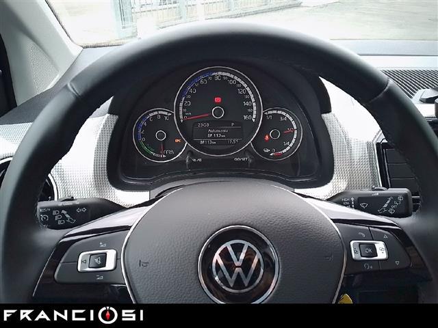 VOLKSWAGEN up  5p 2017 00023652_VO38013018