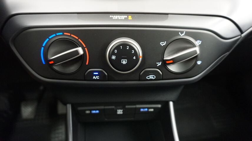 Inside i20  Blanco