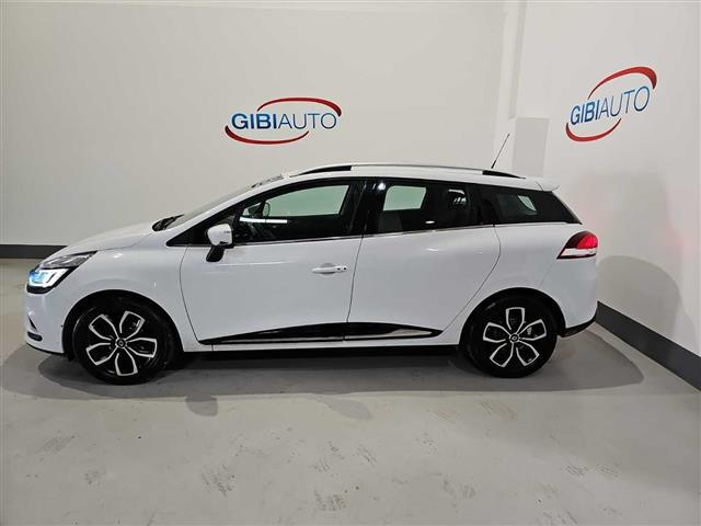 RENAULT Clio Sporter 02415864_VO38013170