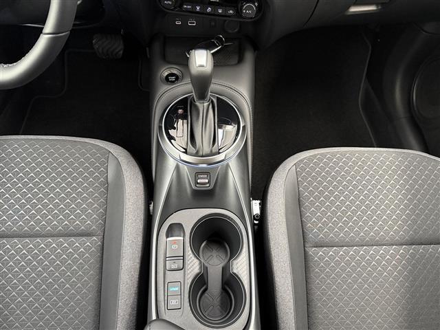 NISSAN Juke II 2024 00015959_VO38023184
