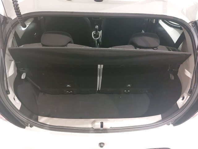 Inside Aygo  Blanco